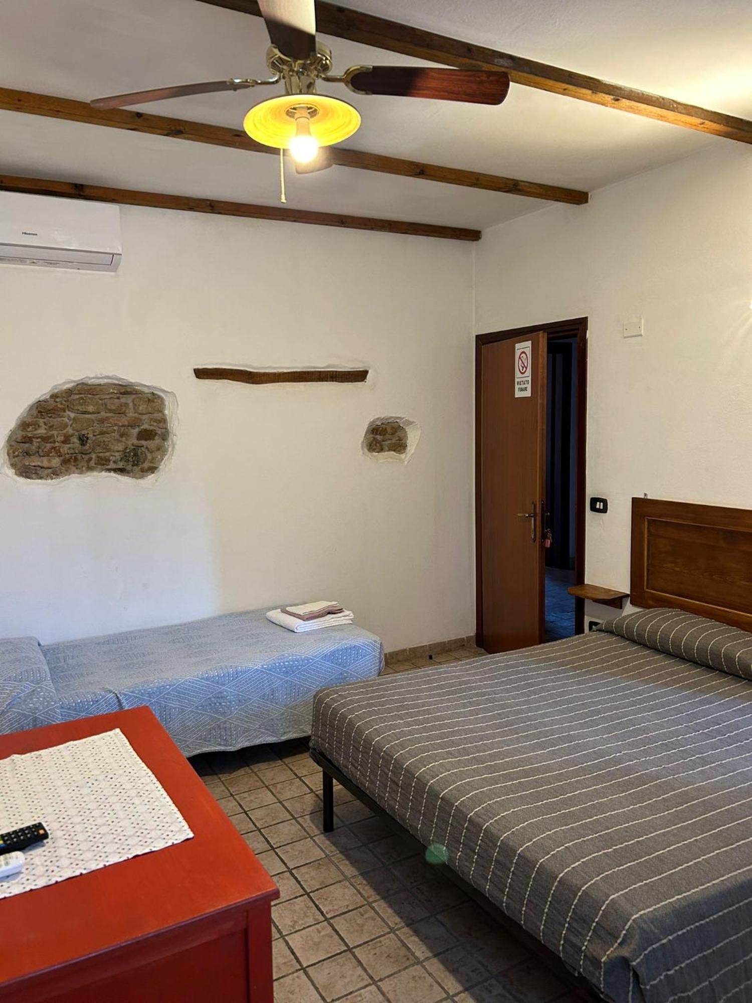Ca'Silvia Bed and Breakfast San Savino  Exteriör bild